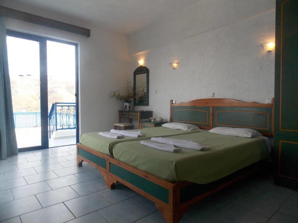 Marina Studios Tilos Bagian luar foto