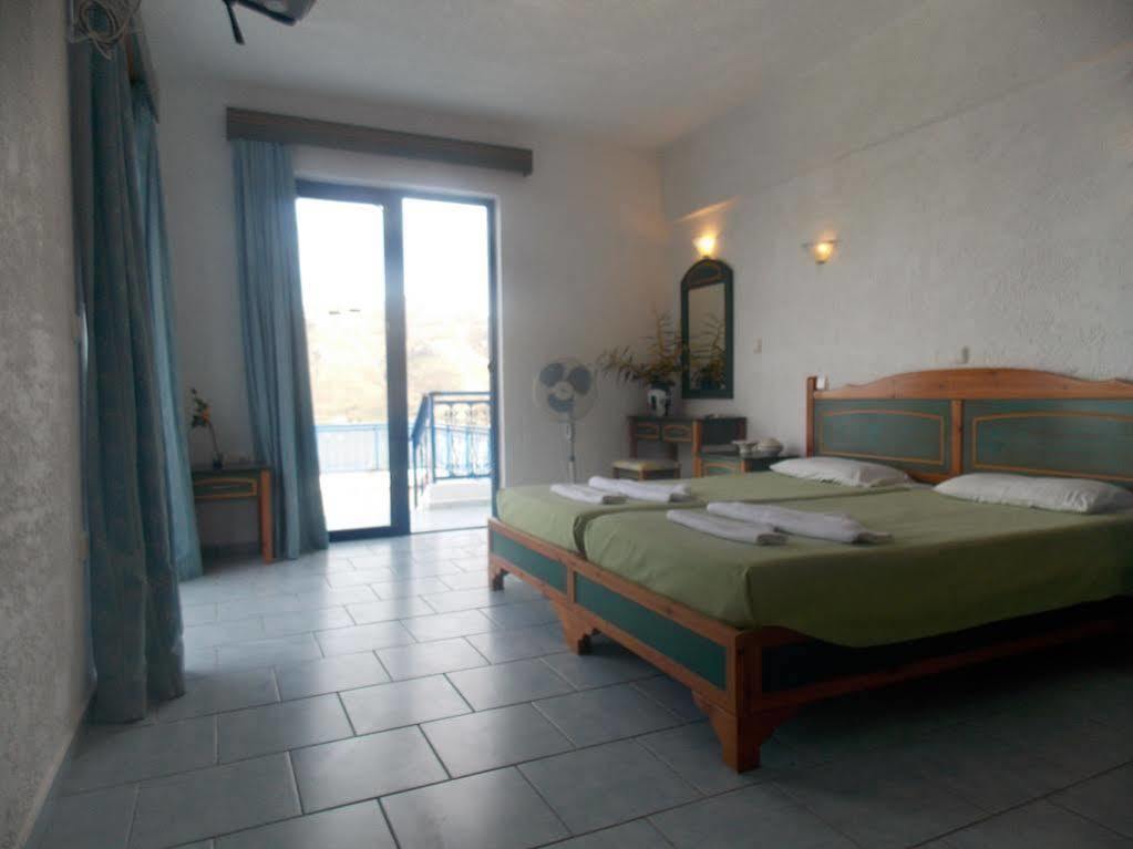 Marina Studios Tilos Bagian luar foto